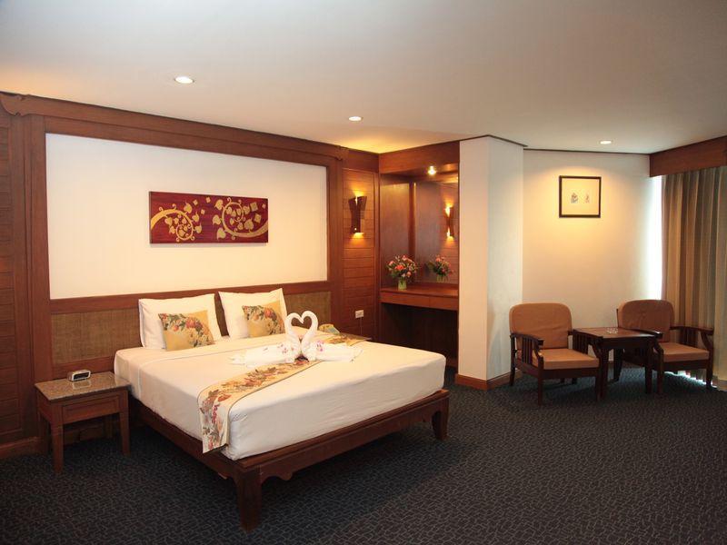 Royal Twins Palace Hotel Pattaya Εξωτερικό φωτογραφία
