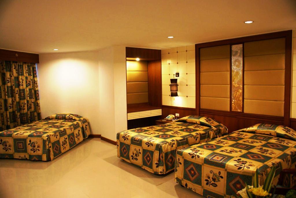 Royal Twins Palace Hotel Pattaya Εξωτερικό φωτογραφία