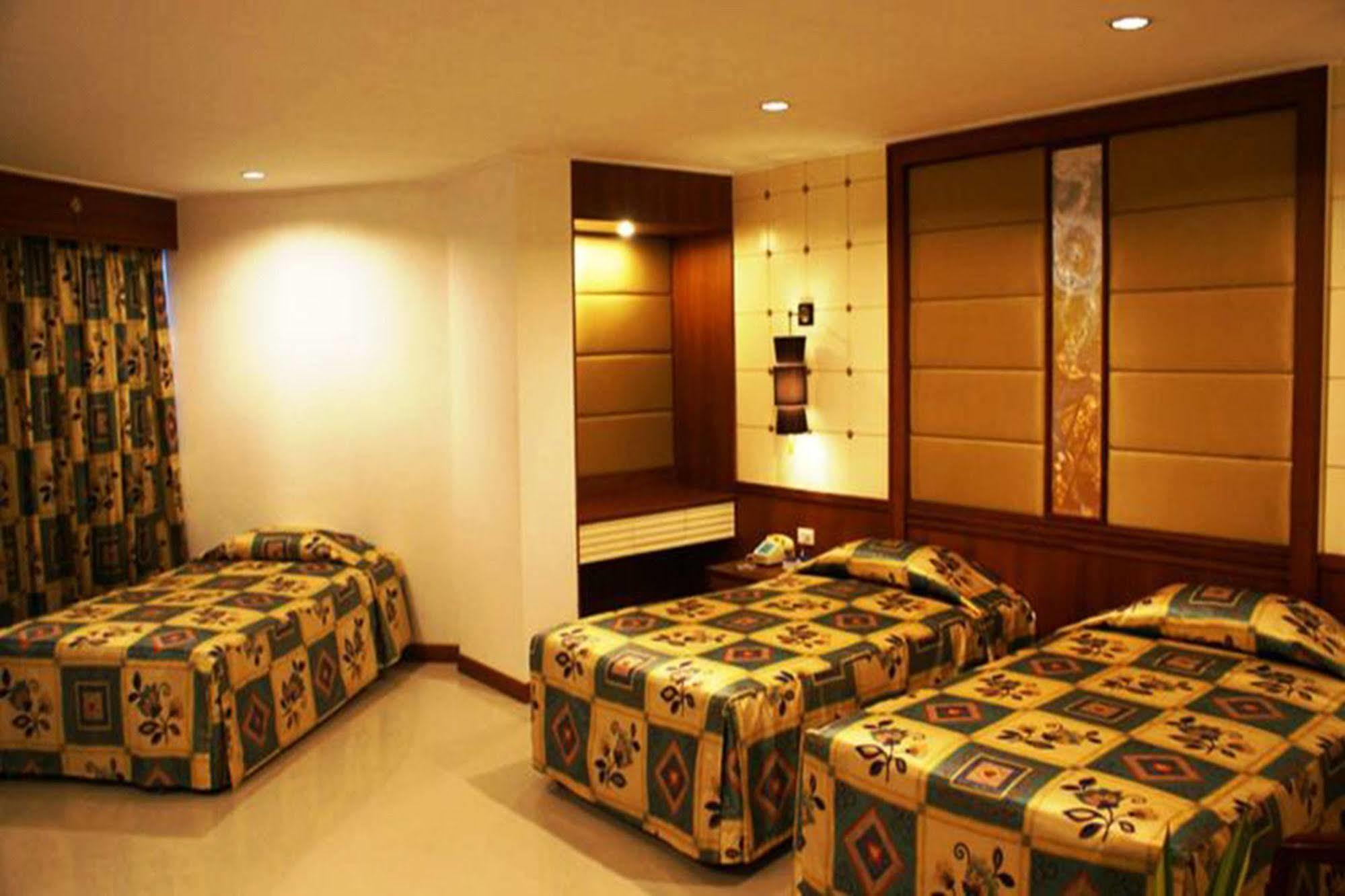 Royal Twins Palace Hotel Pattaya Εξωτερικό φωτογραφία